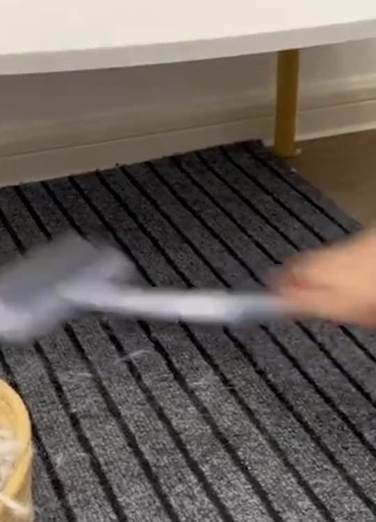 Hair removal brush